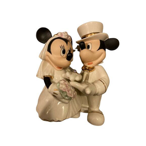 Lenox Disney Minnie's Dream Wedding Cake Topper Figurine Mickey Crystal Ring - Picture 8 of 11
